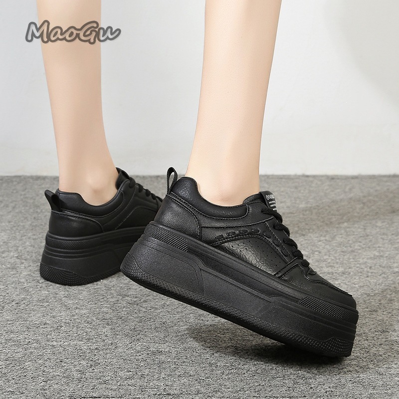 أحذية رياضية بيضاء نسائية لزيا - مراجعة Women Shoes Sale وسعره