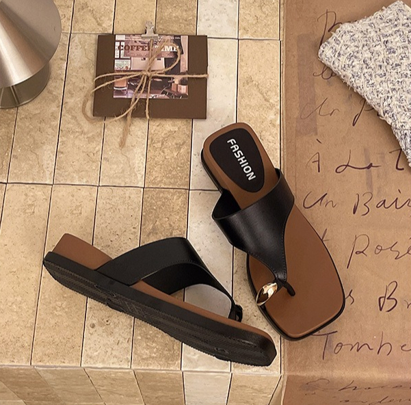 صندل نسائي بنقشة الفهد بكعب وي - مراجعة Women'S Shoes Cloud وسعره