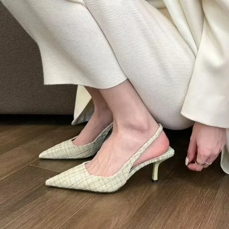 أحذية نسائية مصممة من قبل علام - مراجعة Women Shoes Branded وسعره