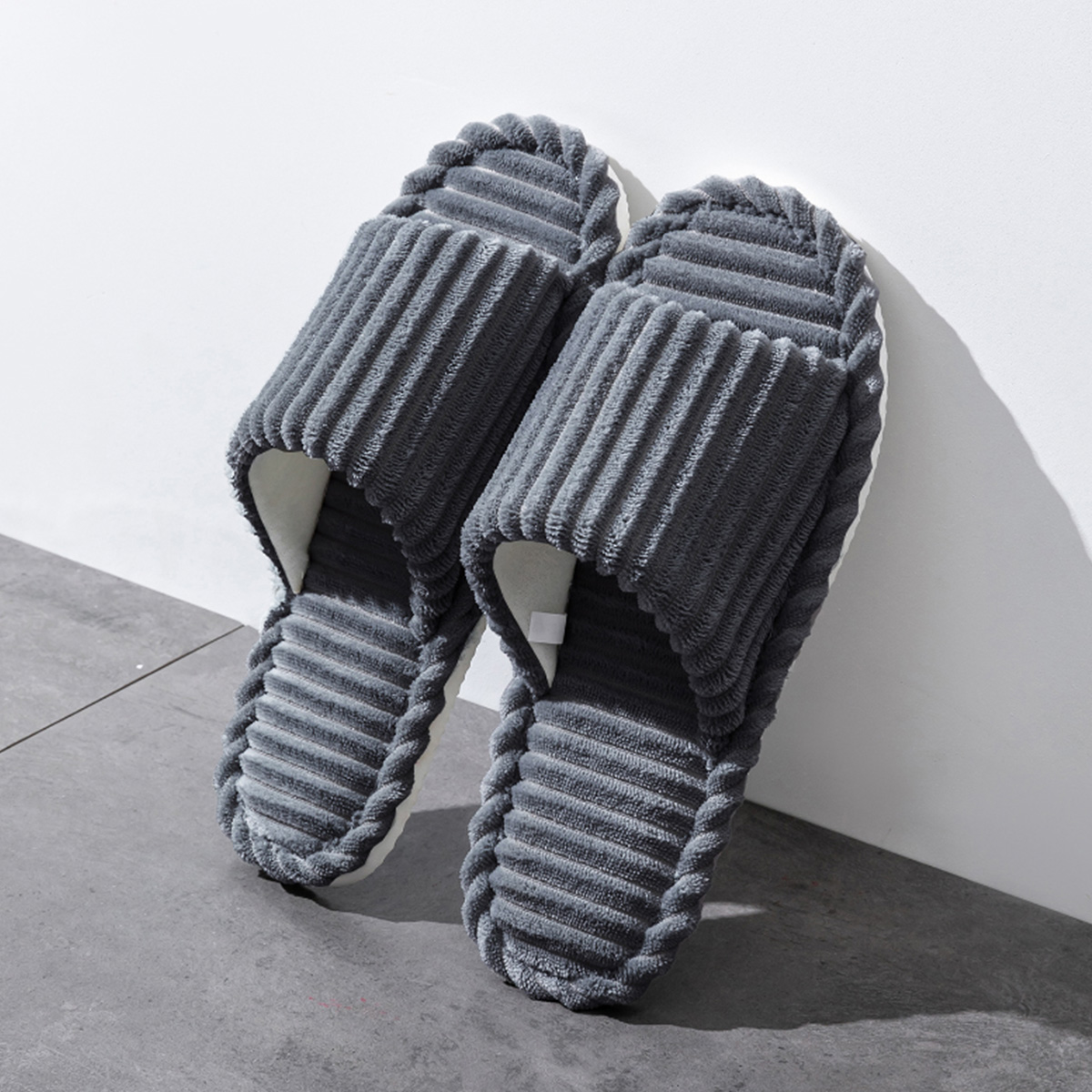 شبشب منزل مفتوح من الأمام يسمح - مراجعة Women Shoes For Winter وسعره