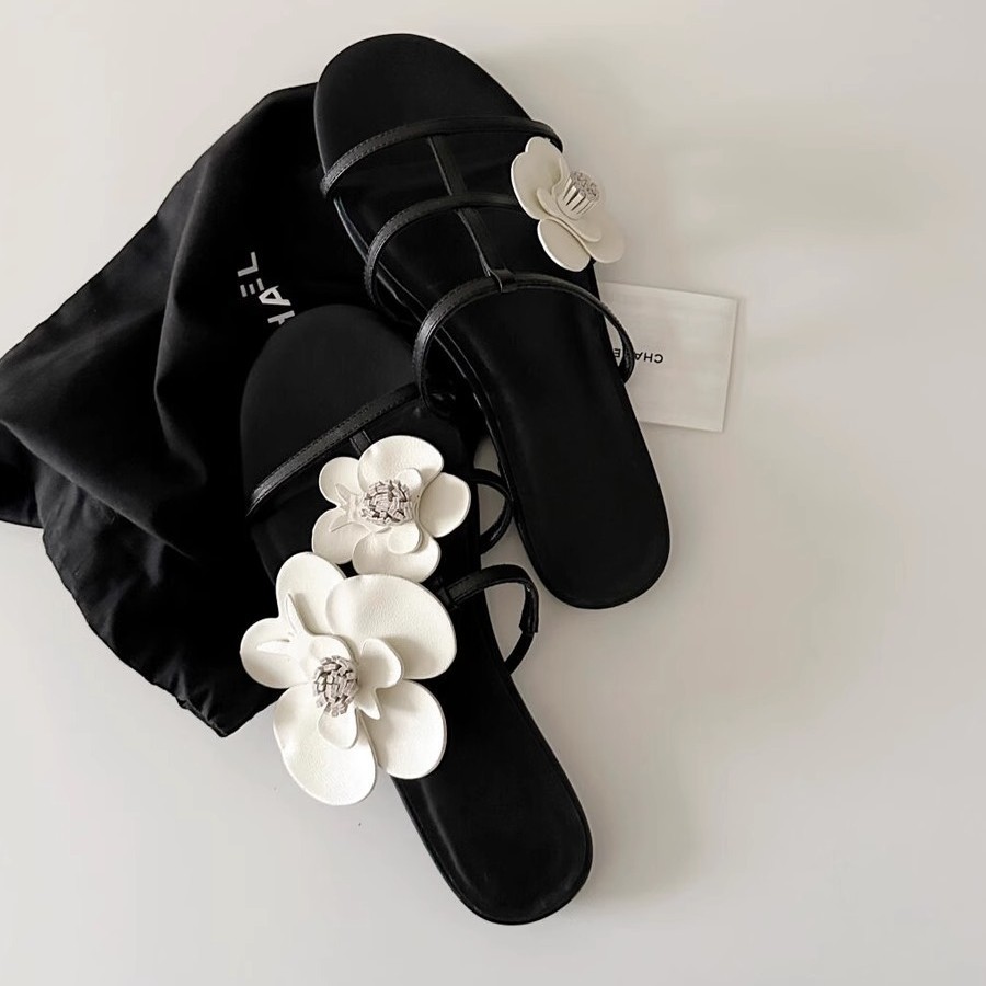أحذية صيفية جديدة للنساء، صندل - مراجعة Women Shoes Japan وسعره