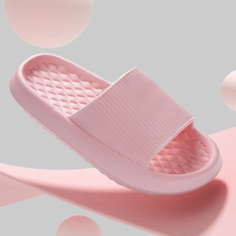 شباشب سحابية نسائية بنعل سميك  - مراجعة Women'S Shoes Cloud وسعره