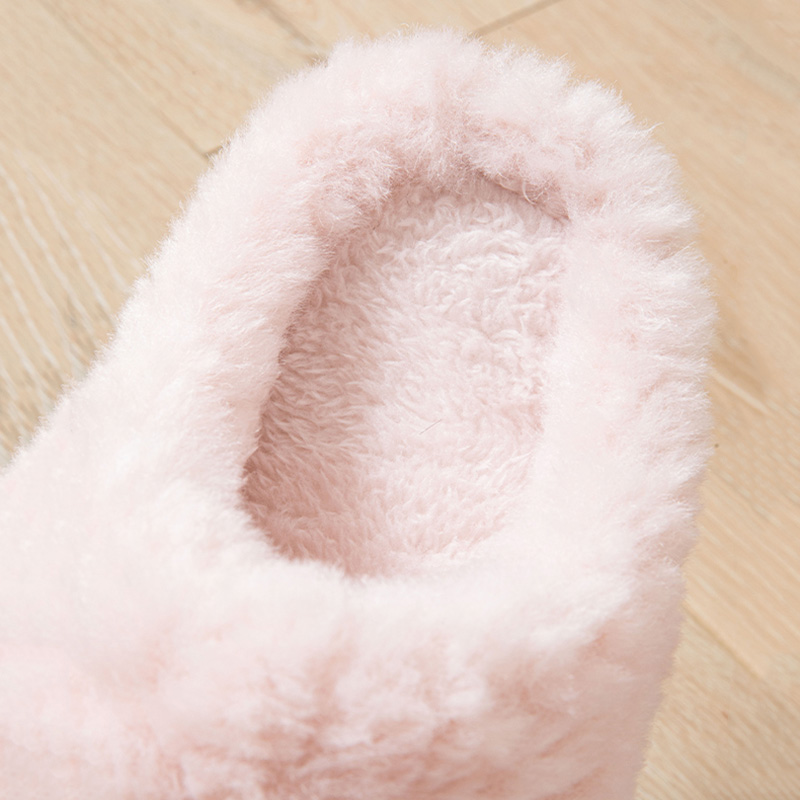 شباشب داخلية ناعمة ومزينة برسو - مراجعة Women'S Shoes Cloud وسعره