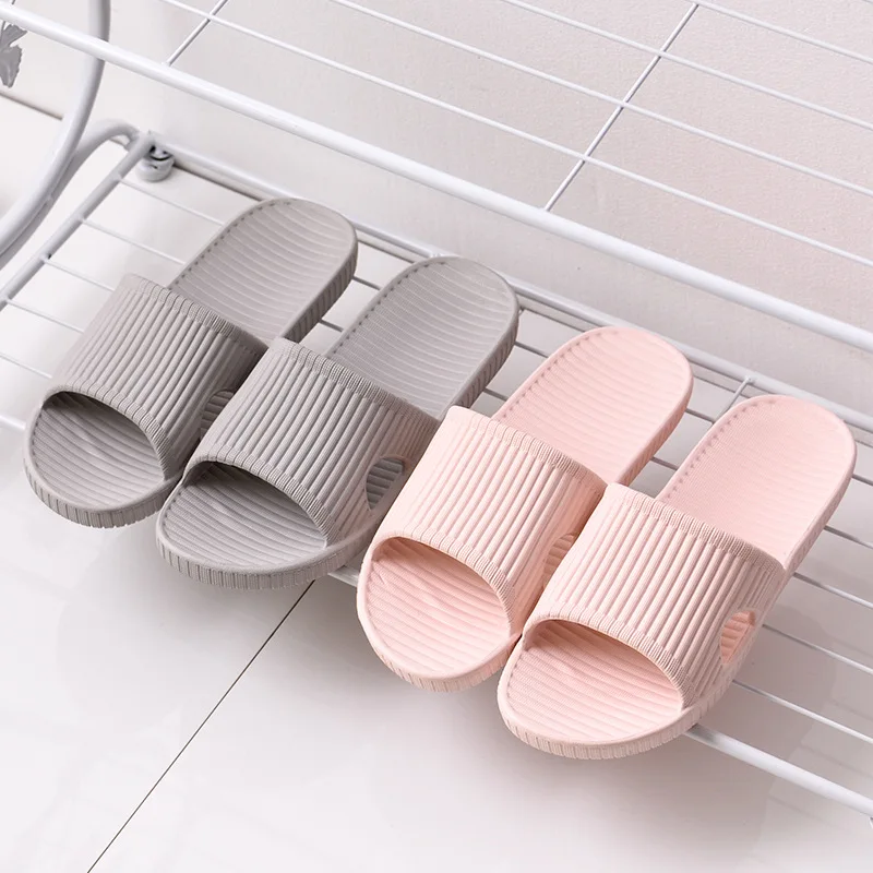 شباشب منزلية وصنادل فليب فلوب  - مراجعة Women'S Shoes Cloud وسعره